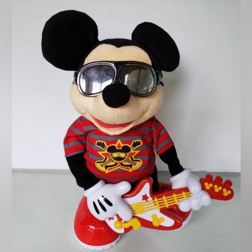 Rockstar Animated Dancing Mickey Mouse - Disney Fisher Price 2010